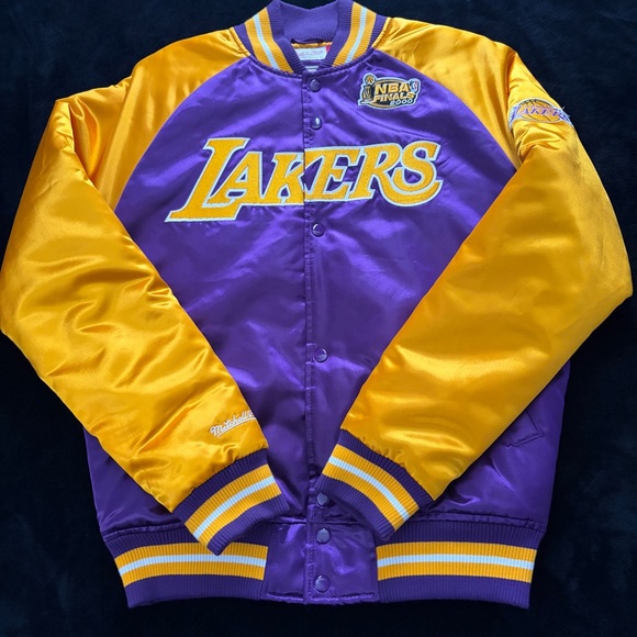 Mitchell & Ness Purple and Gold Lakers Bomber Jacket - Picture 2 of 6